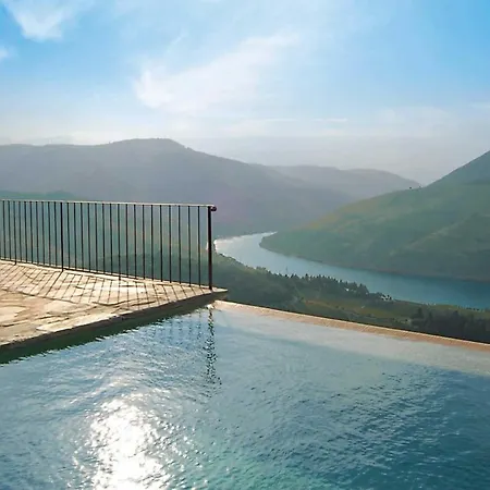 Villa Folgosa Sleeps 6 Air Con Wifi